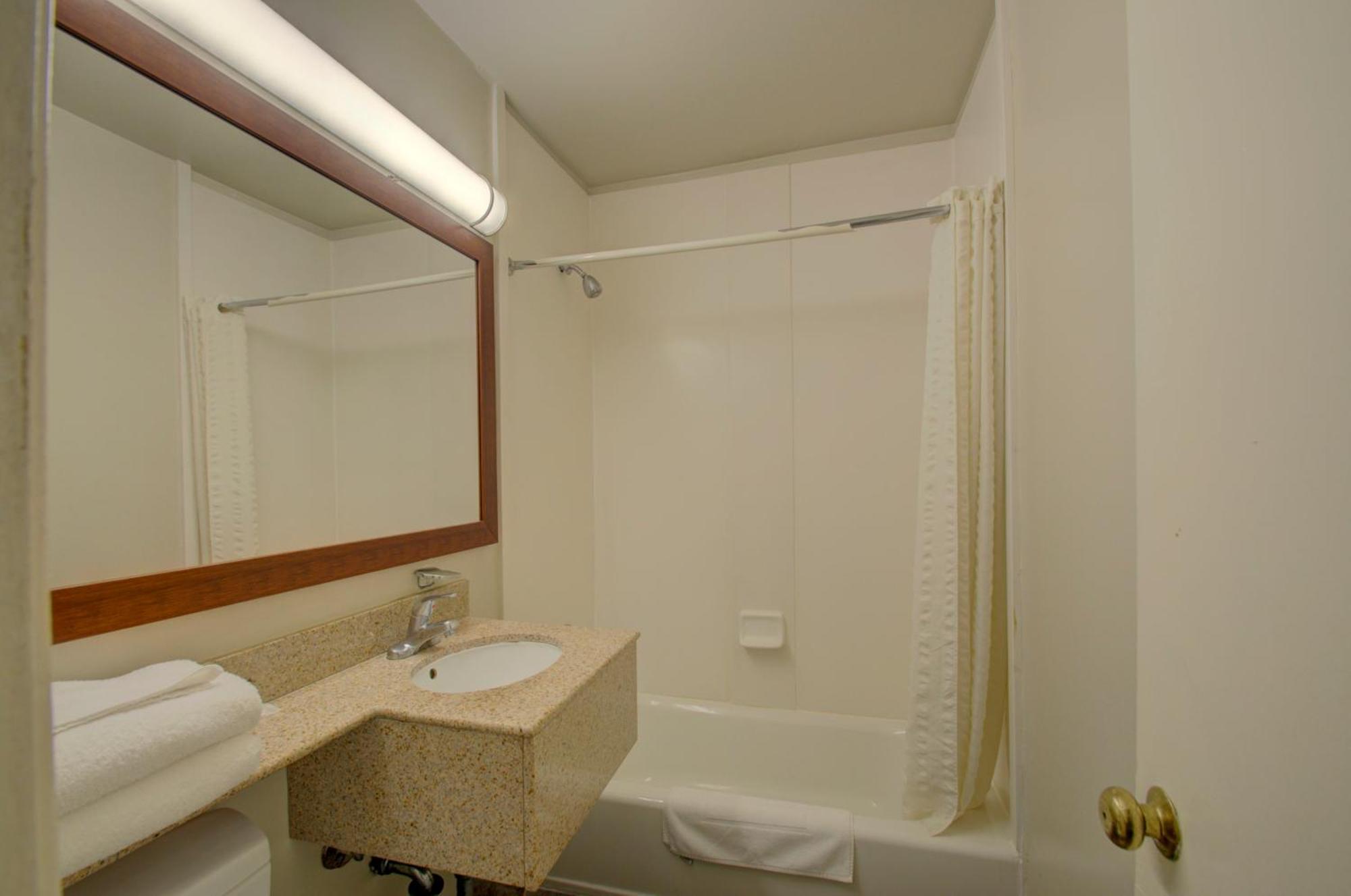 Budget Inn Falls Church Buitenkant foto
