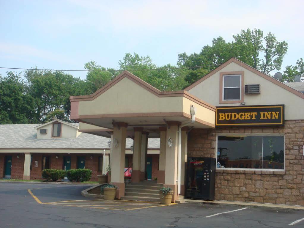 Budget Inn Falls Church Buitenkant foto