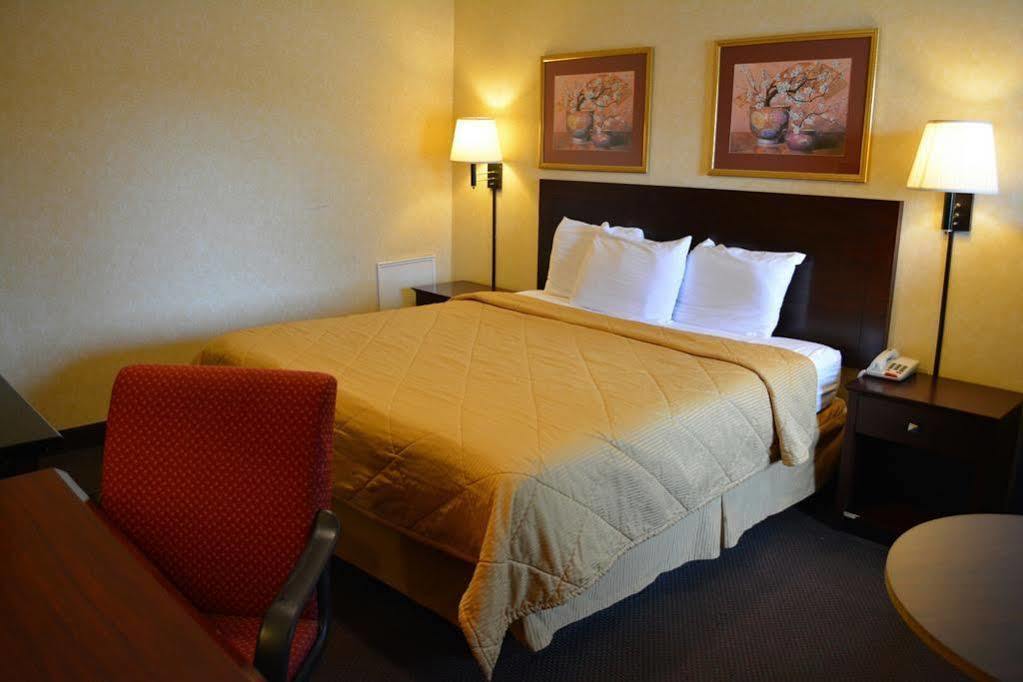 Budget Inn Falls Church Buitenkant foto