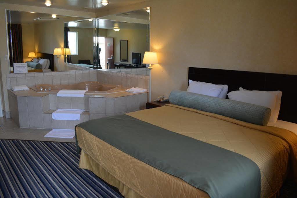 Budget Inn Falls Church Buitenkant foto